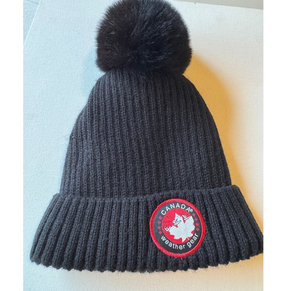 Canada Weather Gear Black Ribbed Pom Pom Beanie Faux Fur Lined Winter Hat